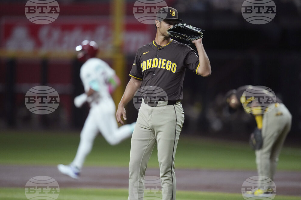 Padres Diamondbacks Baseball