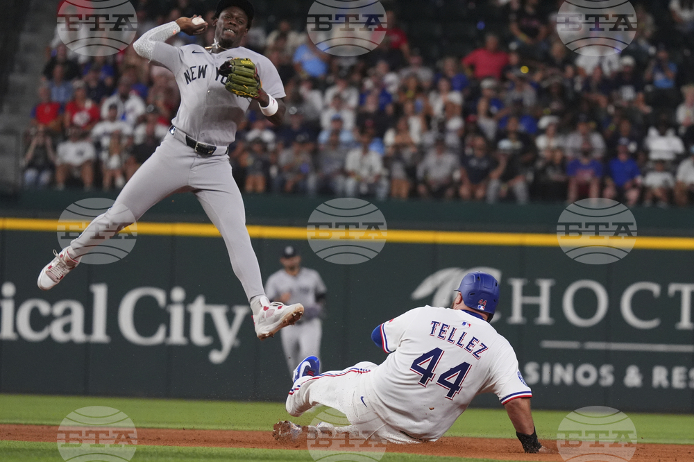 Yankees Rangers Baseball