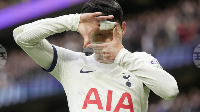 Хюн-мин Сон се завръща в Лондон, за да се сбогува с феновете на Тотнъм