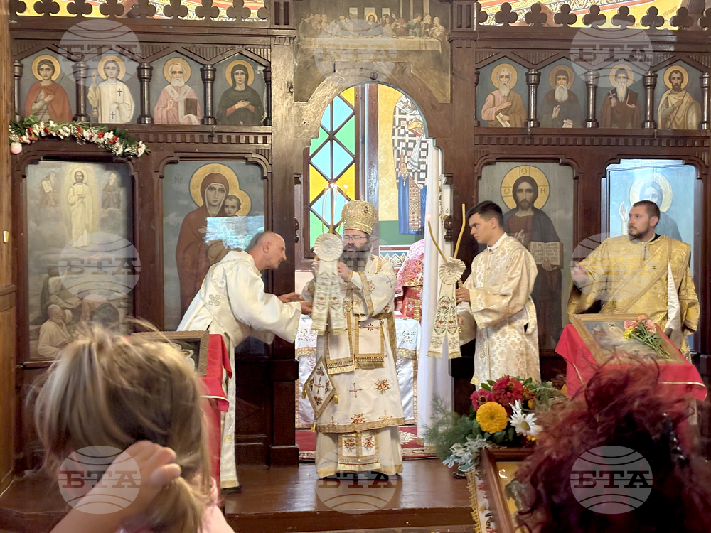 Боровец - църква „Преображение Господне“ - храмов празник - литургия