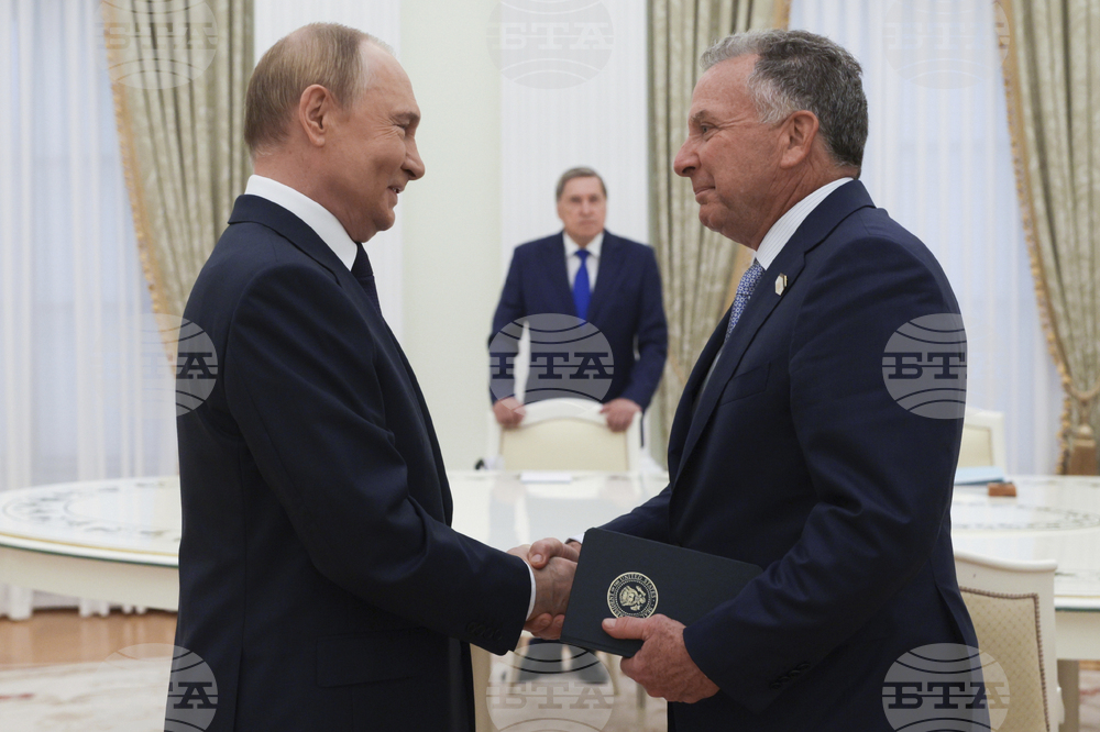 Срещата между Уиткоф и Путин, която продължи 3 часа, беше "полезна и конструктивна", заяви Кремъл