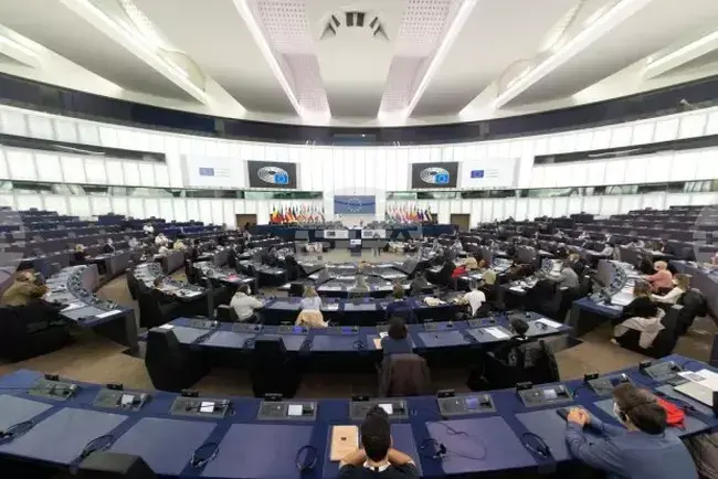 По-силна обща европейска политика и създаване на европейска армия предлагат граждани в дискусии за бъдещето на Европа