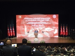 Турция - археологическа експозиция - статуята на Марк Аврелий