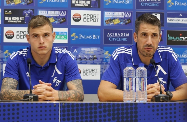 Футболистите на Левски няма да подценят Сабах и са мотивирани за утрешния мач, гарантира старши треньорът Хулио Веласкес