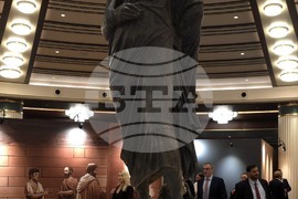 Турция - археологическа експозиция - статуята на Марк Аврелий