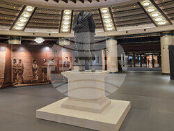 Турция - археологическа експозиция - статуята на Марк Аврелий