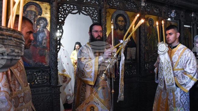 Отслужиха архиерейска света литургия за храмовия празник на църквата "Преображение Господне“ в Поморие