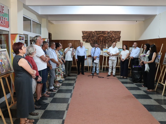 Художници представиха в изложба „Родопски палитри“ в Ардино