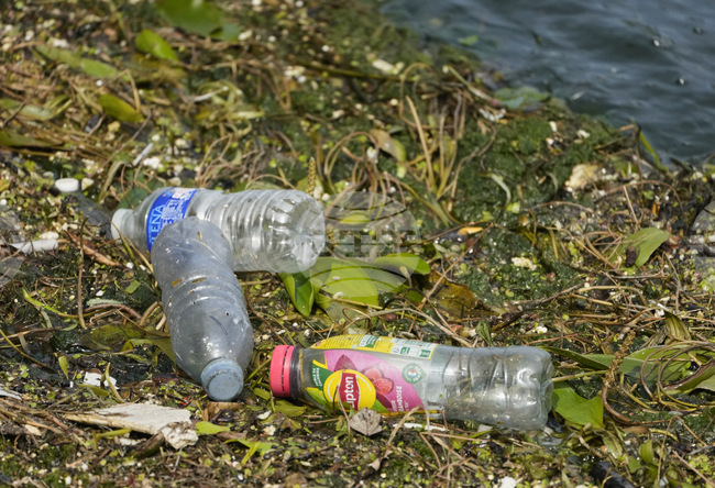 Лекарство за Паркинсон от пластмасови бутилки създадоха учени от Великобритания