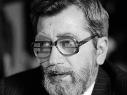 София - Климент Цачев - писател - портрет