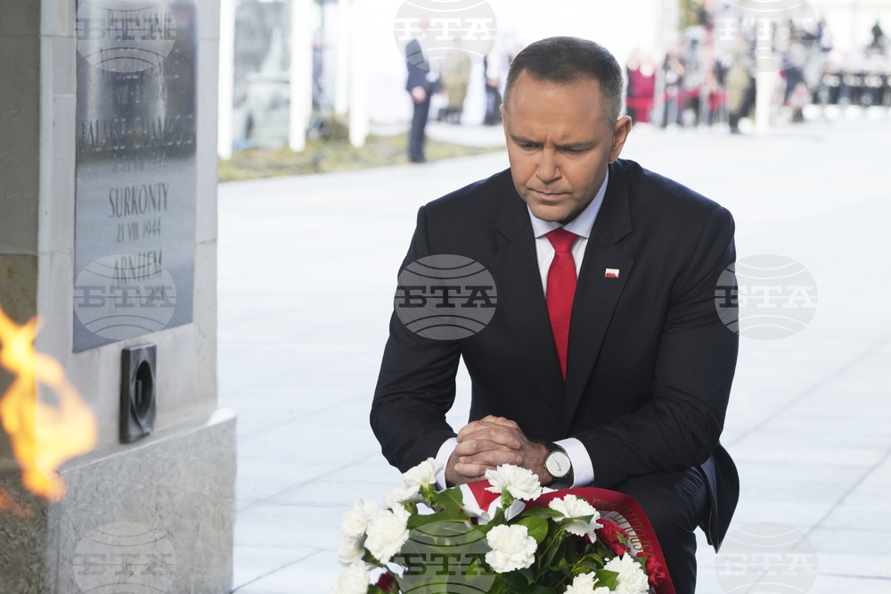 Полша няма да плаща абонамента за "Старлинк" за Украйна и планира ограничаване на детските надбавки и здравните грижи за украинските бежанци