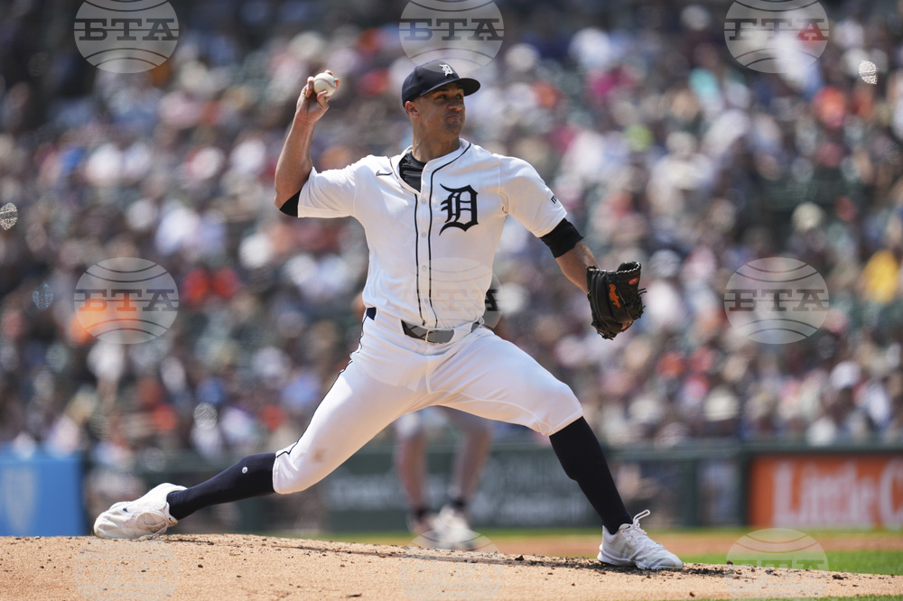 Twins Tigers Baseball