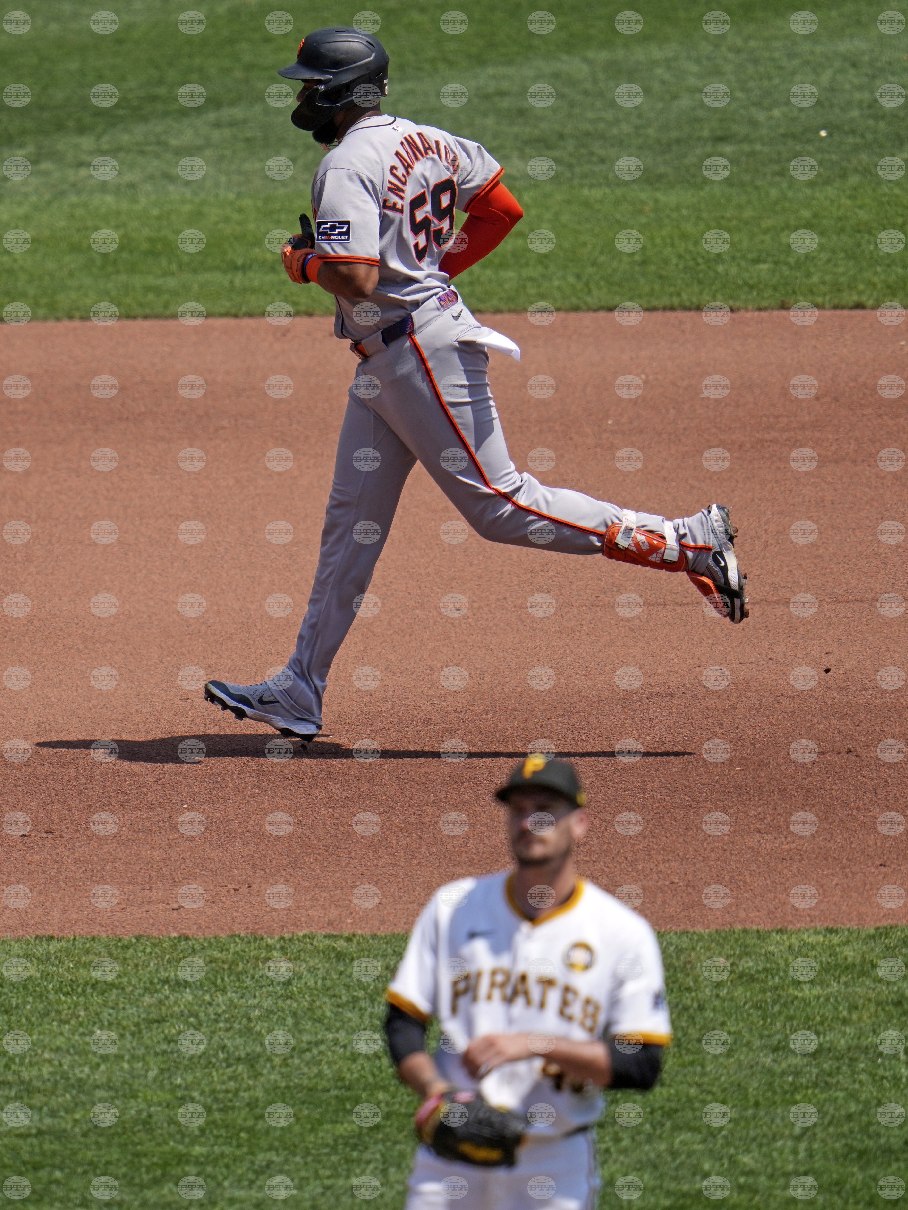 Giants Pirates Baseball