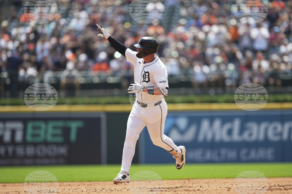Twins Tigers Baseball