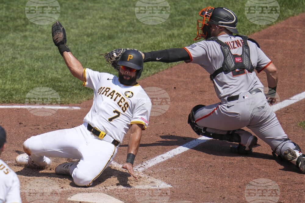 Giants Pirates Baseball