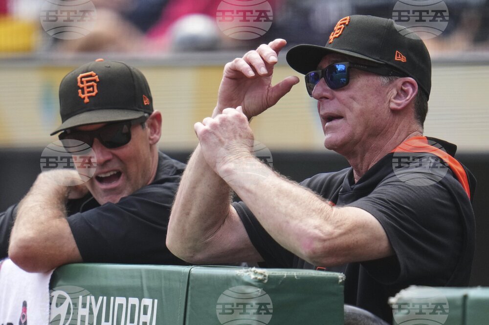 Giants Pirates Baseball