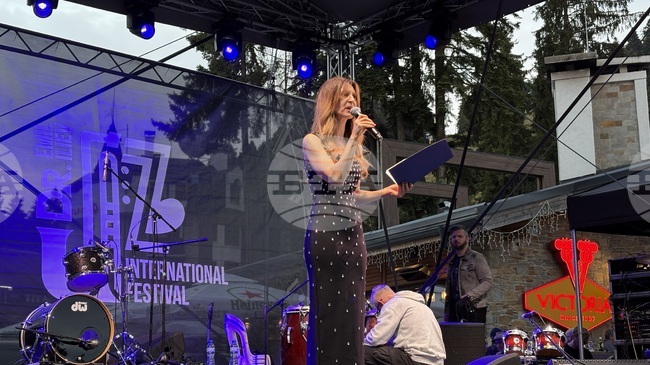 Директорът на Международния джаз фестивал "Д-р Емил Илиев" Татяна Илиева благодари на БТА за дългогодишното партньорство и отразяването на форума