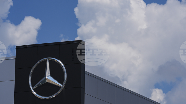 "Мерцедес-Бенц" отчита спад на печалбата с 31 на сто през третото тримесечие