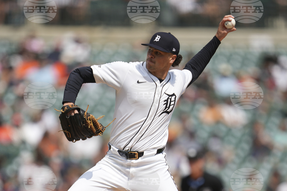 Twins Tigers Baseball