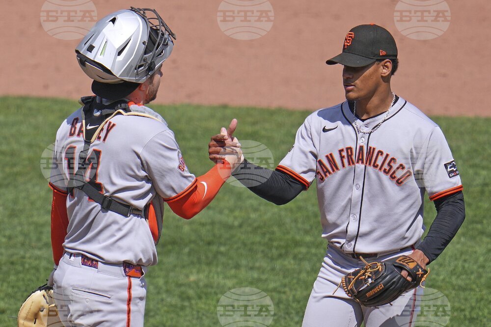 Giants Pirates Baseball