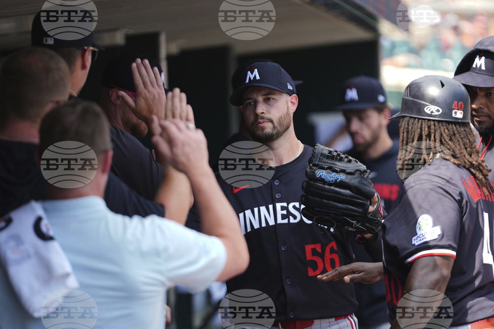 Twins Tigers Baseball