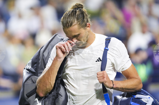 Германският тенисист Александър Зверев призна, че е получил професионална подкрепа, за да се справи с психичното си здраве