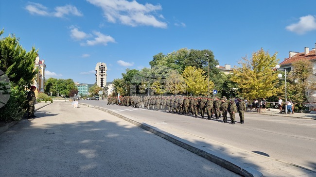 Шумен - военни - изпращане - международна мисия на НАТО в Косово - церемония