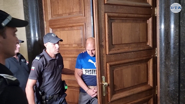 Съдът потвърди задържането за постоянно в ареста на Стоян Денчев, обвинен в тероризъм заради палеж