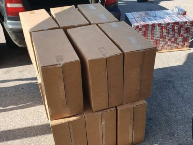ГДБОП задържа двама души със 190 мастербокса цигари без бандерол