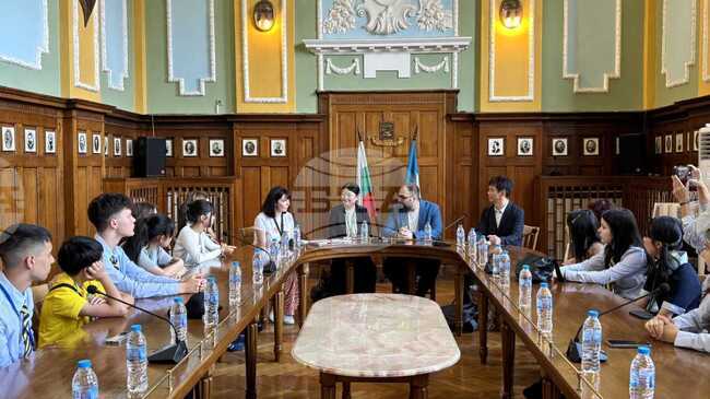 В Пловдив гостуват ученици от побратимения японски град Окаяма