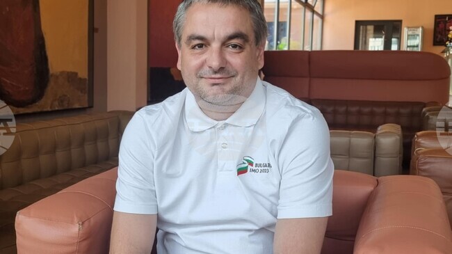 Изкуственият интелект е помощно средство и наш съветник, но не бива да има водеща роля, смята проф. Станислав Харизанов 