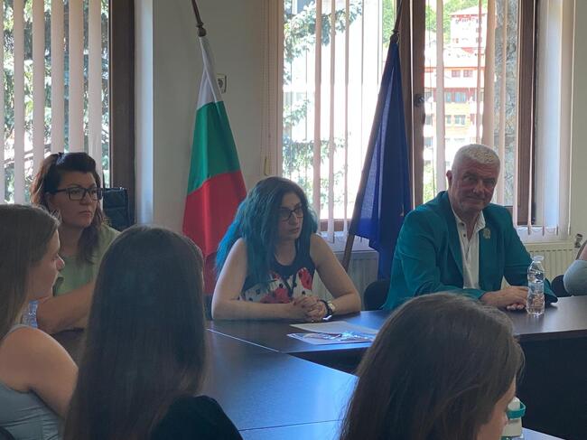 Община Чепеларе: Социални предприемачи от 5 страни посетиха Дирекция “Бюро по труда” – Смолян, филиал Чепеларе 