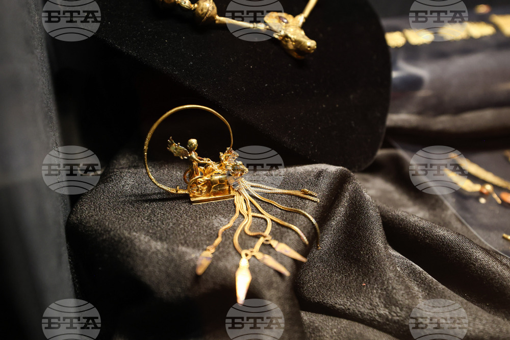 August 26, 2006: Unique Discovery of Thracian Gold Treasure of Sinemorets