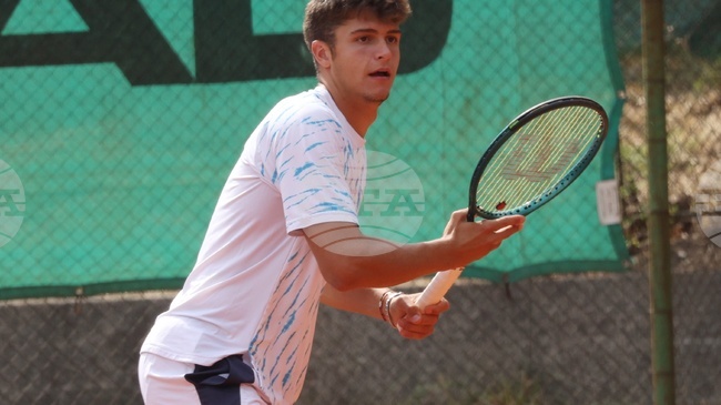 Александър Василев ще играе за титлата на сингъл на турнира по тенис от ITF в София