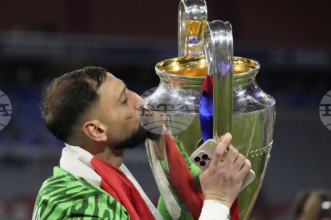 Манчестър Сити възнамерява да подпише с Донарума, ако Едерсон напусне