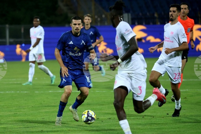 Марин Петков помогна за победата на Ал Таавун в първенството на Саудитска Арабия