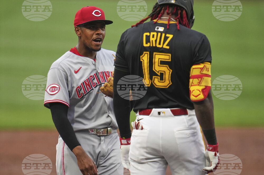 Reds Pirates Baseball