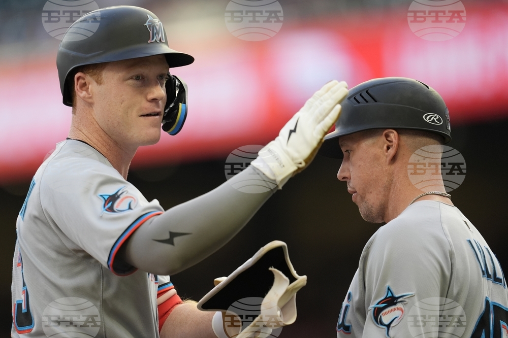 Marlins Braves Baseball