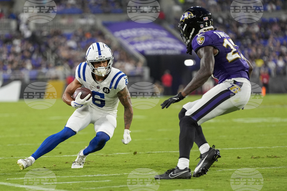 Colts Ravens Football