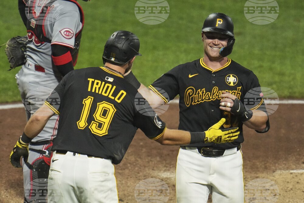 Reds Pirates Baseball