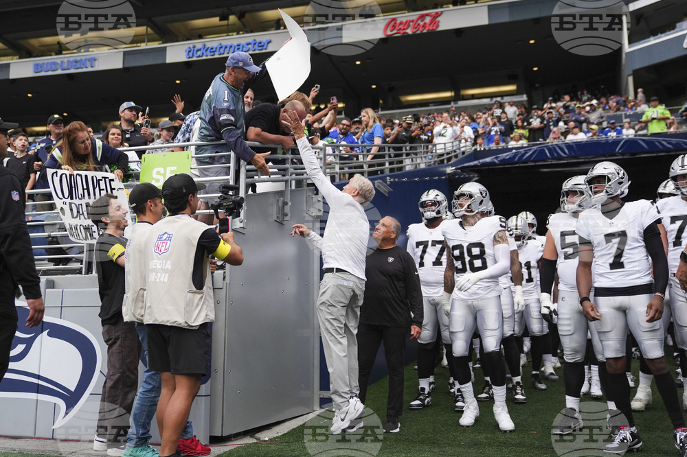 Raiders Seahawks Football