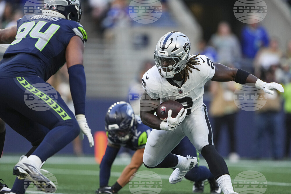 Raiders Seahawks Football