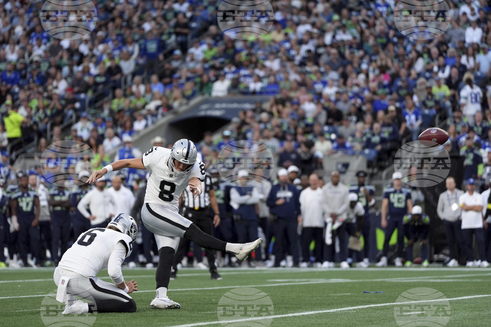 Raiders Seahawks Football