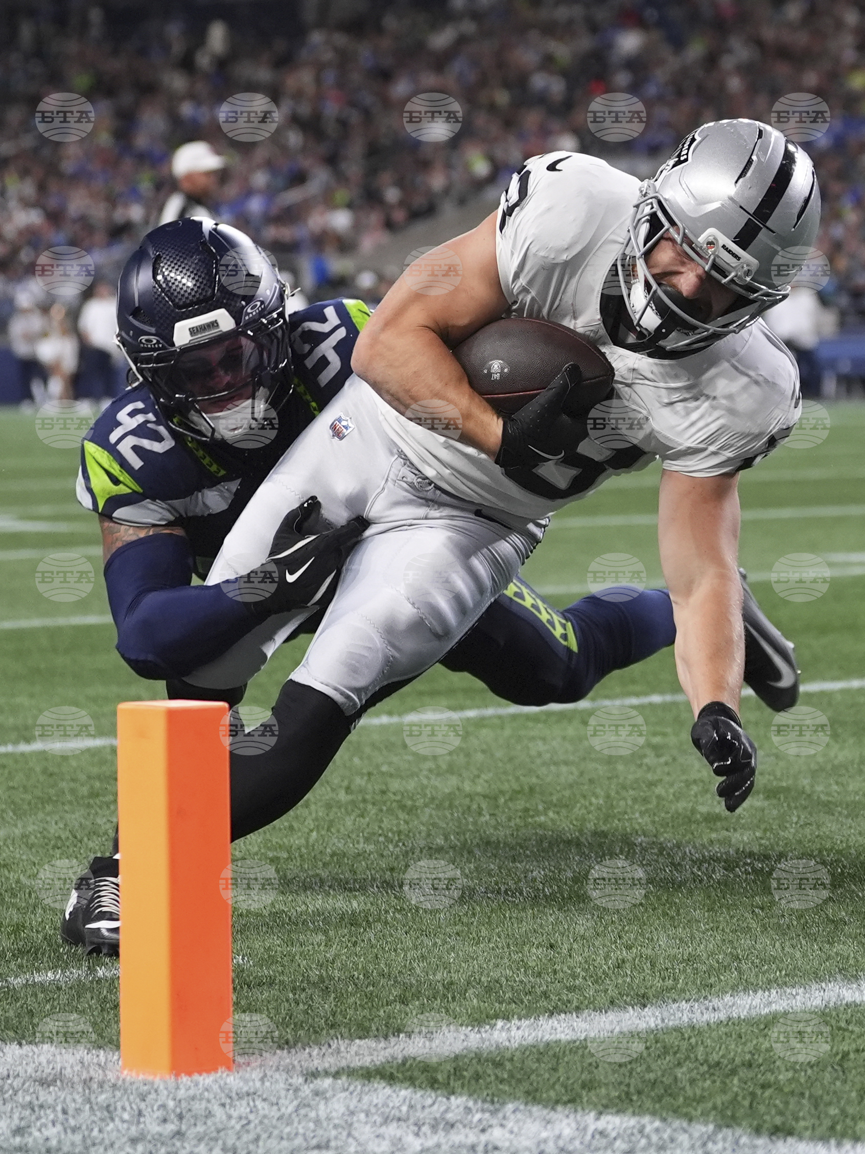Raiders Seahawks Football