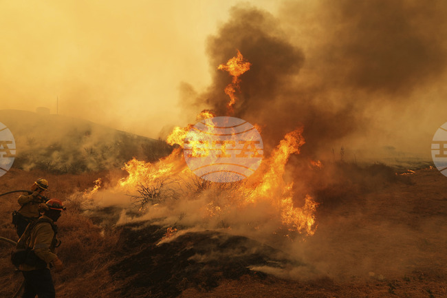 Общо 24 горски пожара остават активни в Косово