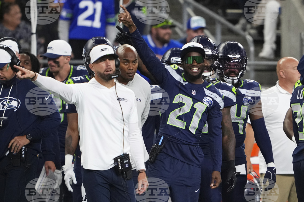 Raiders Seahawks Football
