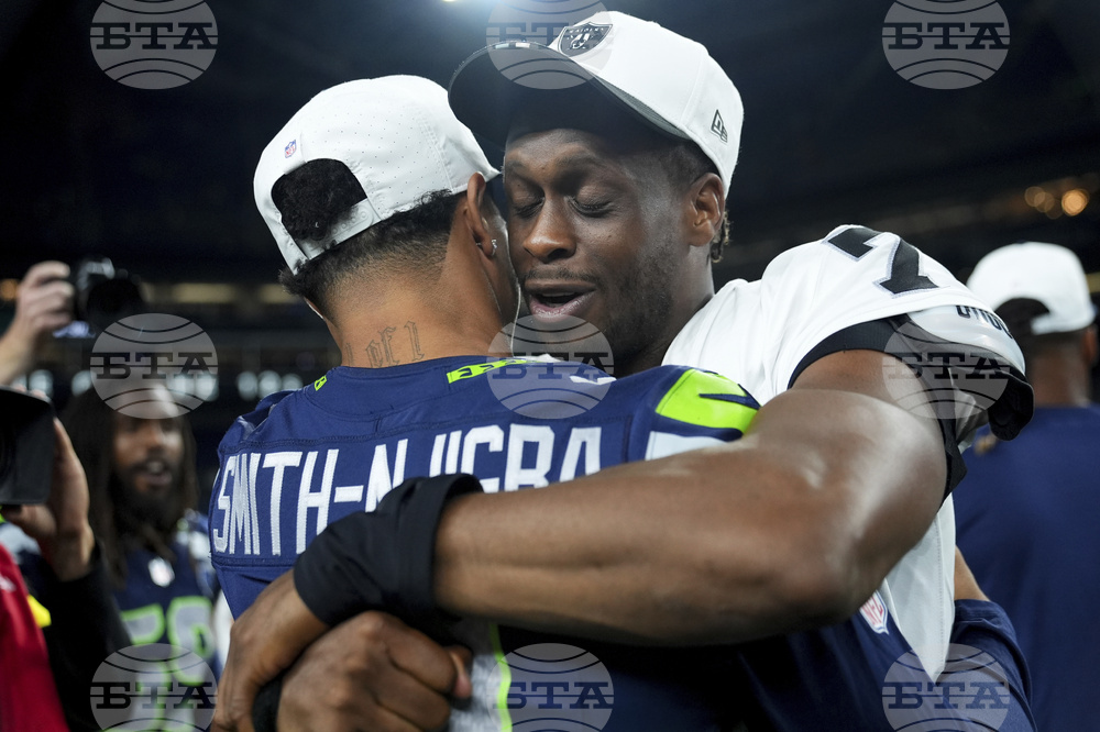 Raiders Seahawks Football