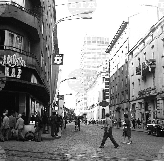 Разходка из центъра на София през август 1968 г.