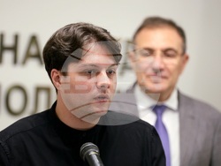 Борислав Гуцанов - представители на браншови организации в земеделието - договори - представяне