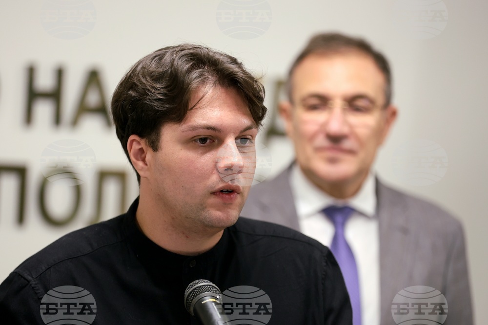 Борислав Гуцанов - представители на браншови организации в земеделието - договори - представяне